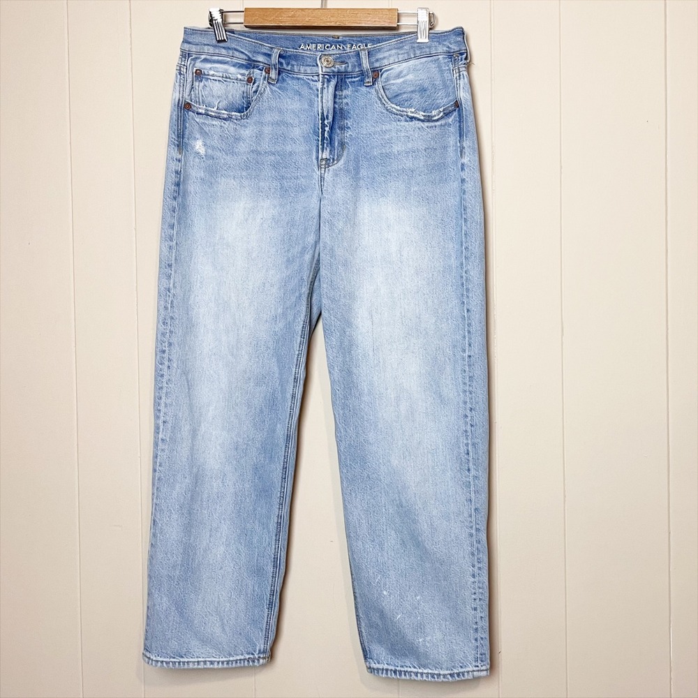 American Eagle 90s Low-Rise‎ Straight Jeans 12 SHORT Faded Light Wash Denim - Picture 9 of 9